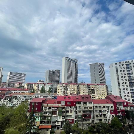 "Студия 24" - Посуточно И Помесячно Batumi Ngoại thất bức ảnh